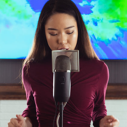 Logitech Logitech Blu Microphone - 988-000105